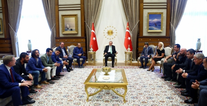 Spor camiasından Cumhurbaşkanı Erdoğan'a ziyaret