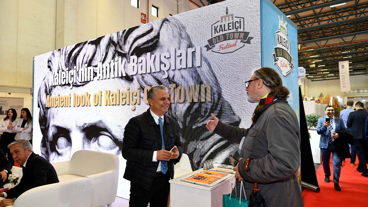 Başkan Uysal, Kaleiçi’ni anlattı