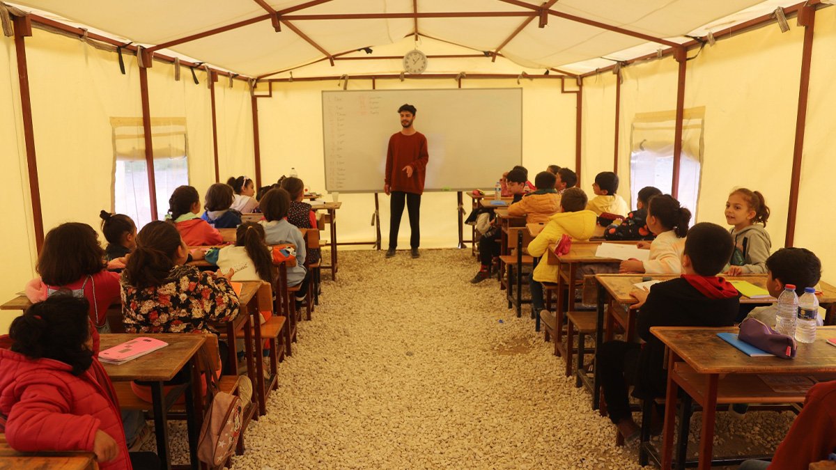 Kartal Belediyesi, depremzede öğrencileri unutmadı
