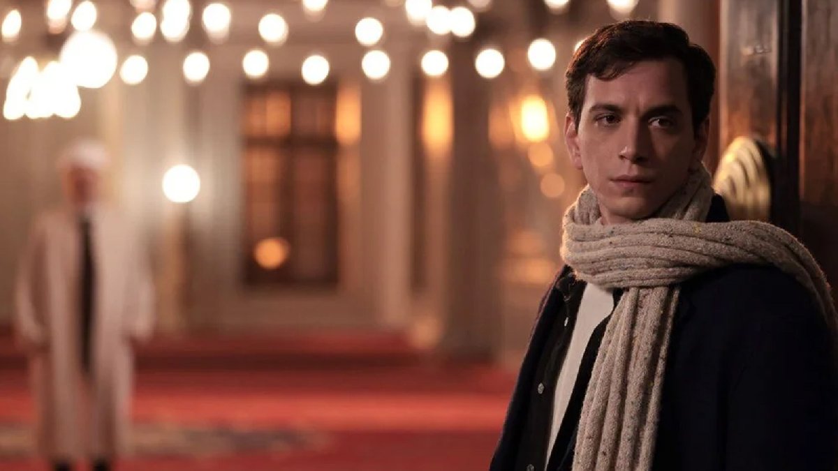 Ömer'in yıldızı Selahattin Paşalı meğer evliymiş! Eşinin güzelliği büyüledi: Çocukları bile varmış!