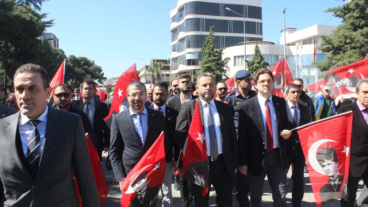 Atatürk'ün Burhaniye'ye gelişinin 89. yıl dönümü törenle kutladı