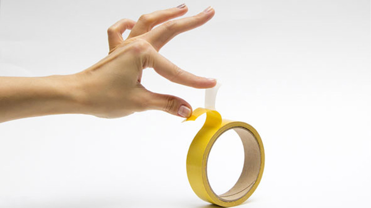 Çift taraflı bant duvardan nasıl çıkar?