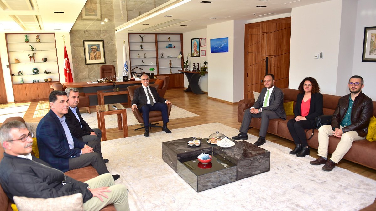 Başkan Gökhan konuklarını ağırladı