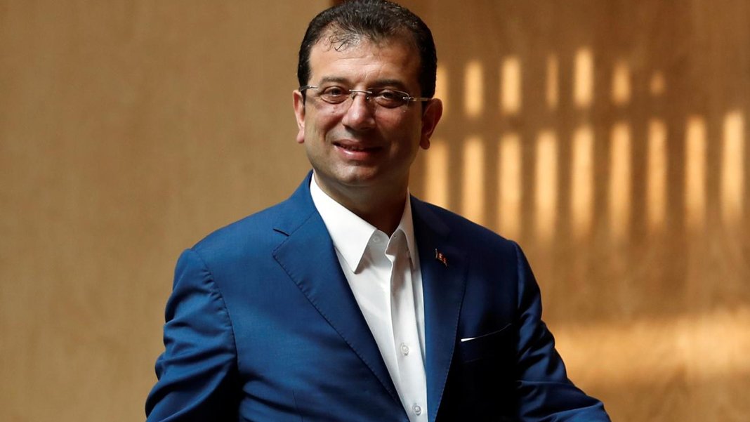 İmamoğlu duyurdu: İBB'den yeni evlenecek 10 bin çifte destek