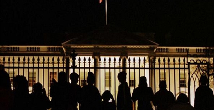 Washington'da hareketli saatler: Büyükelçiliğe saldırı