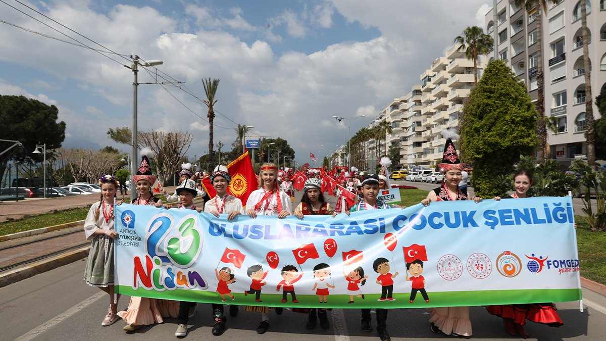 Antalya Büyükşehir Belediyesi 23 Nisan’ı coşkuyla kutlayacak