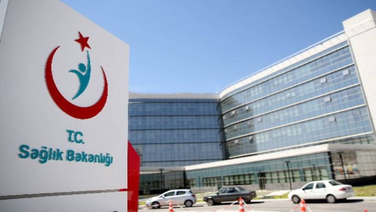 KPSS 50 puan alanlar dikkat! Üniversite Hastanesi yeni personellerini arıyor! 2 şartı sağlayan...