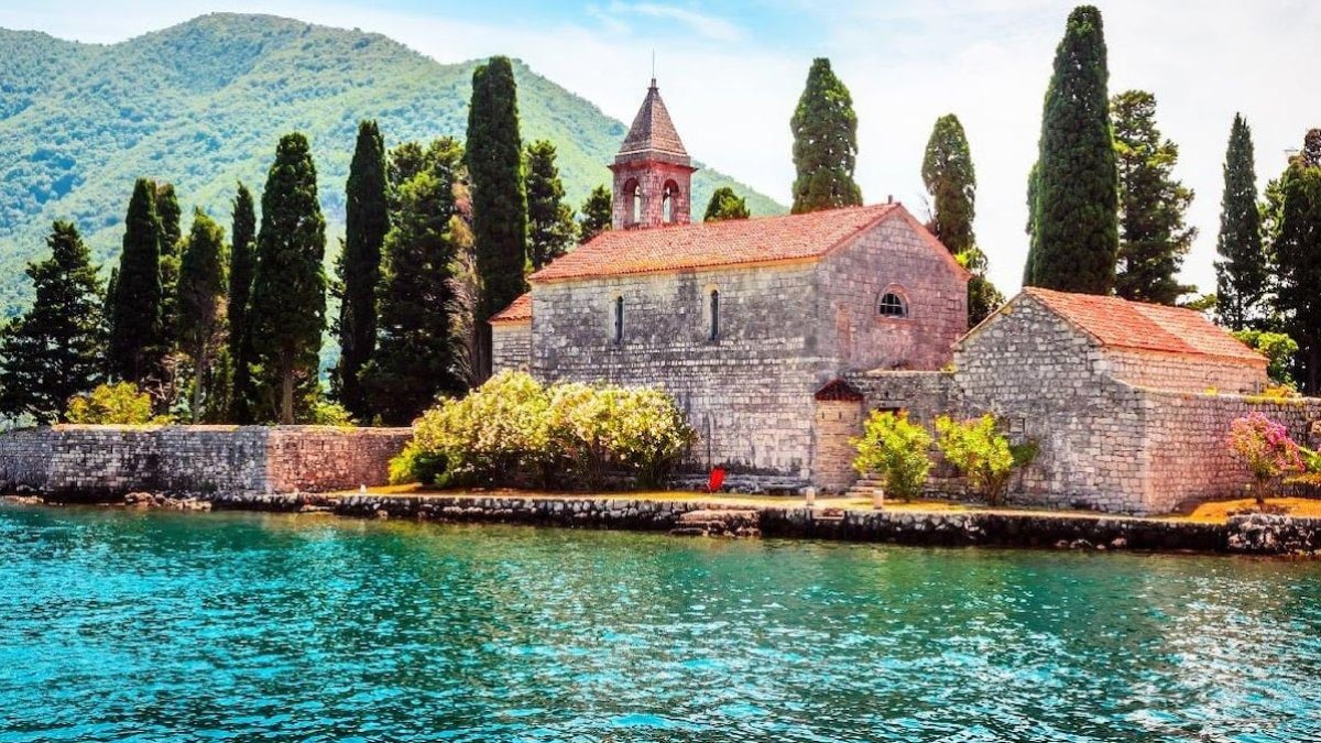 Montenegro Nerede: Balkanların İncisi