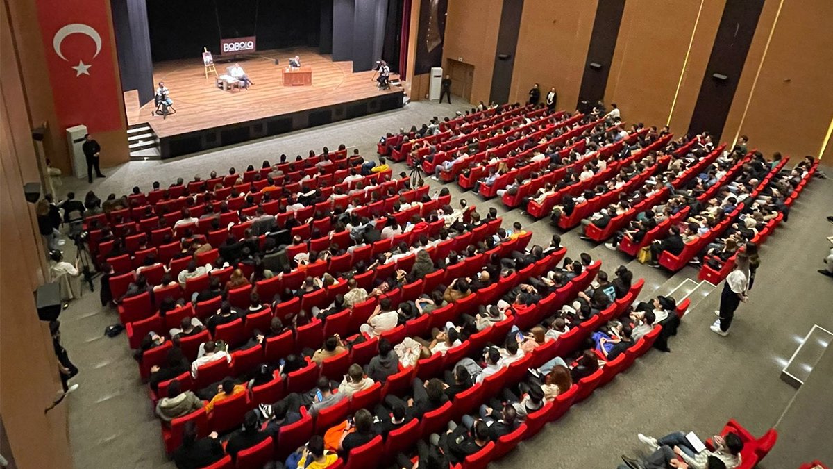 Cumhurbaşkanı adayı Sinan Oğan'ın katıldığı programda kavga çıktı