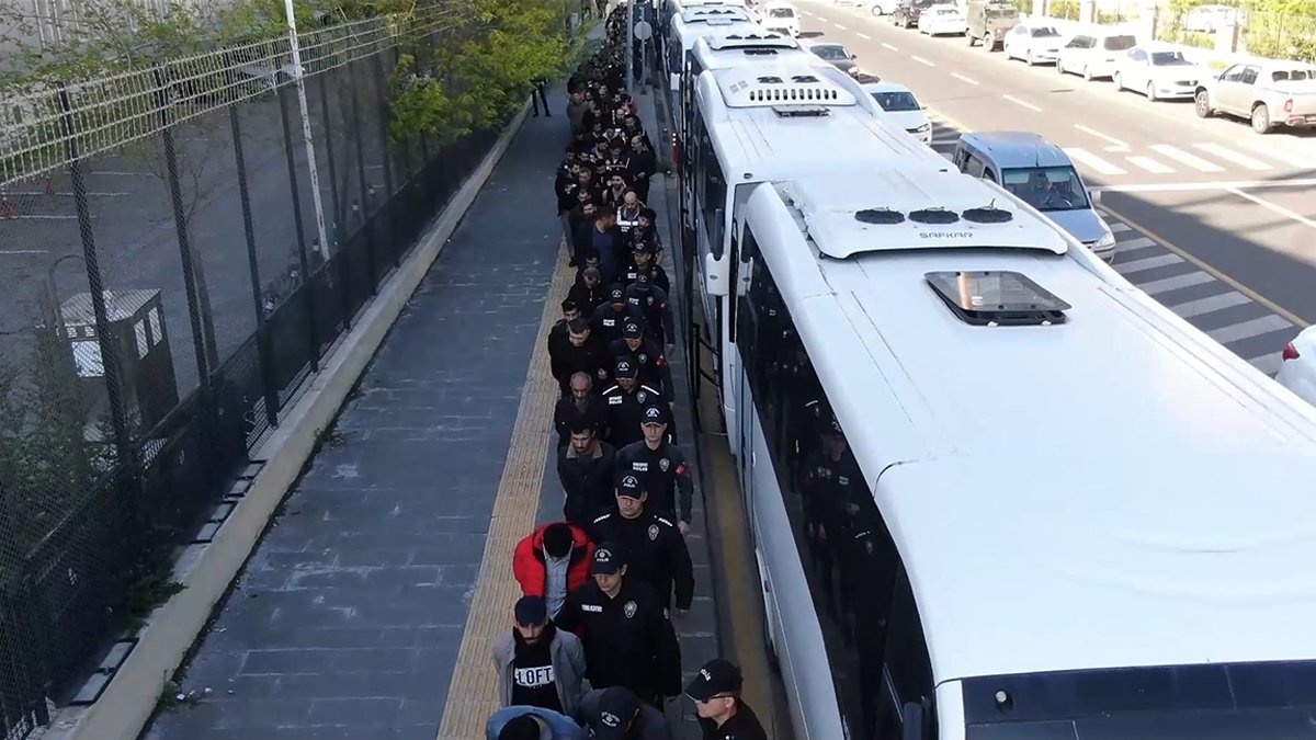 'Kökünü Kurutma' operasyonunda 133 tutuklama