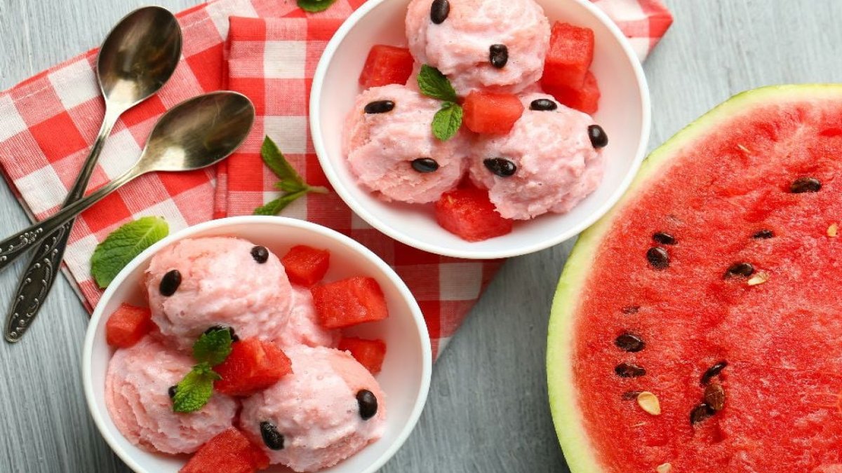 Dondurma Nasıl Yapılır: Evde Lezzetli ve Kolay Bir Tarif