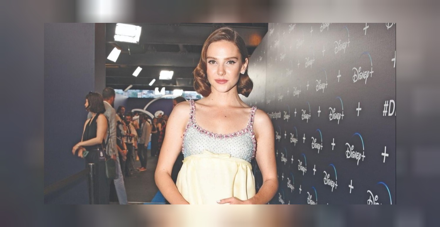 Sezen Aksu'nun oğlu Mithat Can Özer o ünlü oyuncuyla evleniyor! Yaş farkı vız geldi: Kimse beklemiyordu