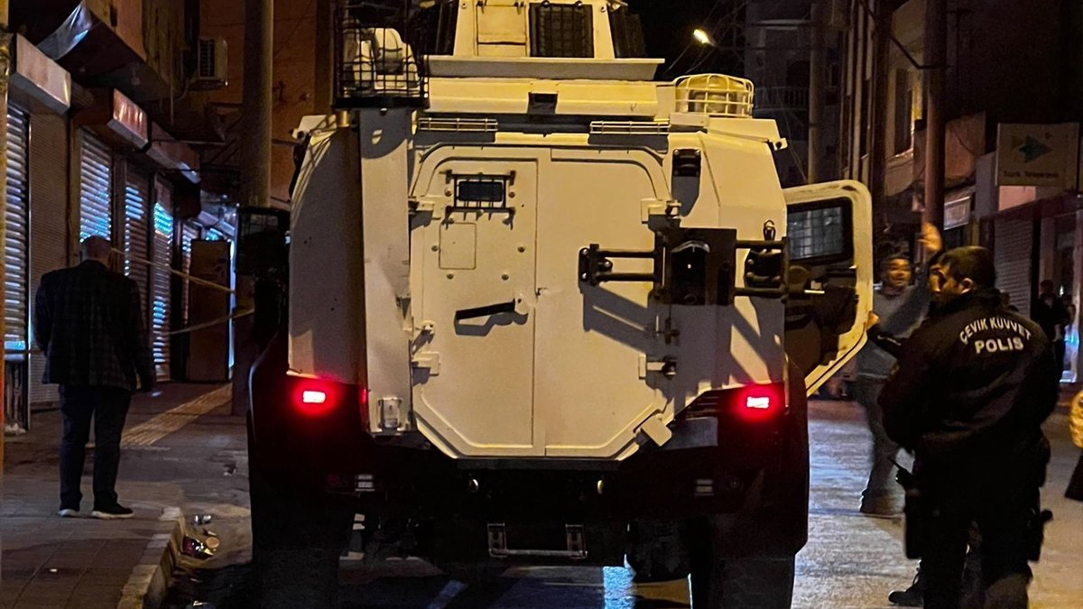 Nusaybin'de bıçaklı saldırı: 1 ölü, 1 yaralı