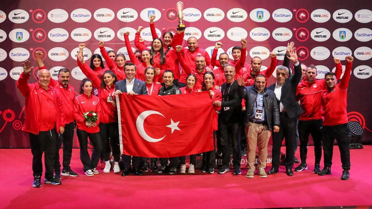 Türkiye, Büyükler Avrupa Güreş Şampiyonası'ndan 17 madalyayla döndü