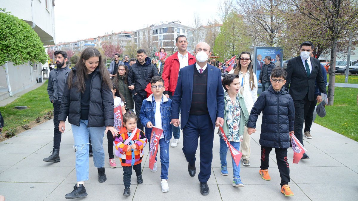 23 Nisan Ulusal Egemenlik ve Çocuk Bayramı kutlandı