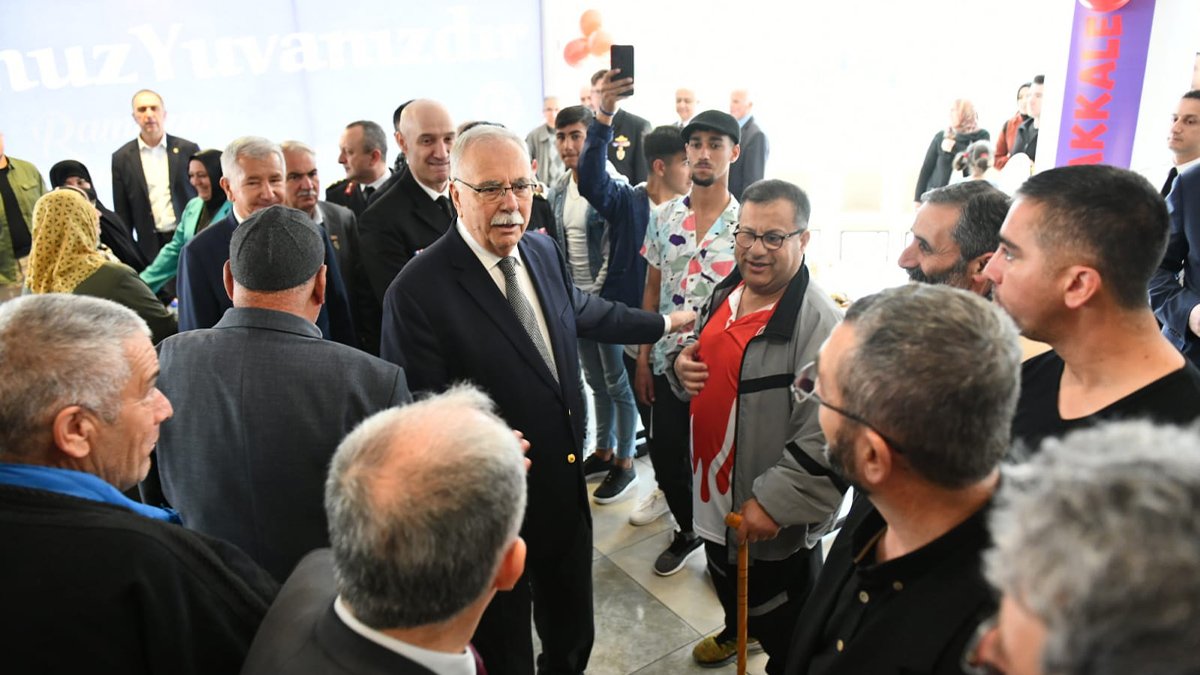 Başkan Gökhan, bayramlaşma programlarına katıldı