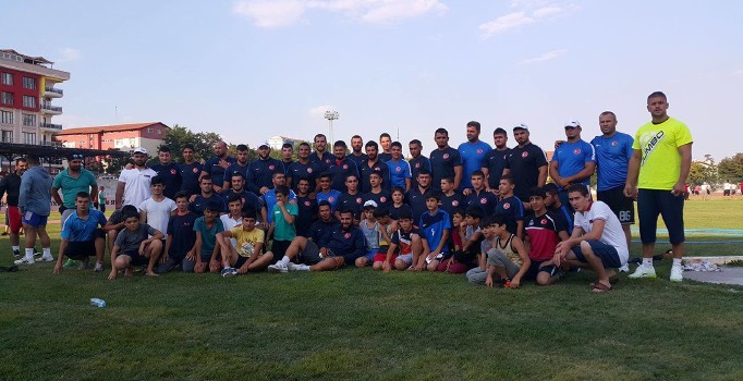 Antalya Büyükşehir Belediyesi ASAT pehlivanları Kırkpınar'a hazır!