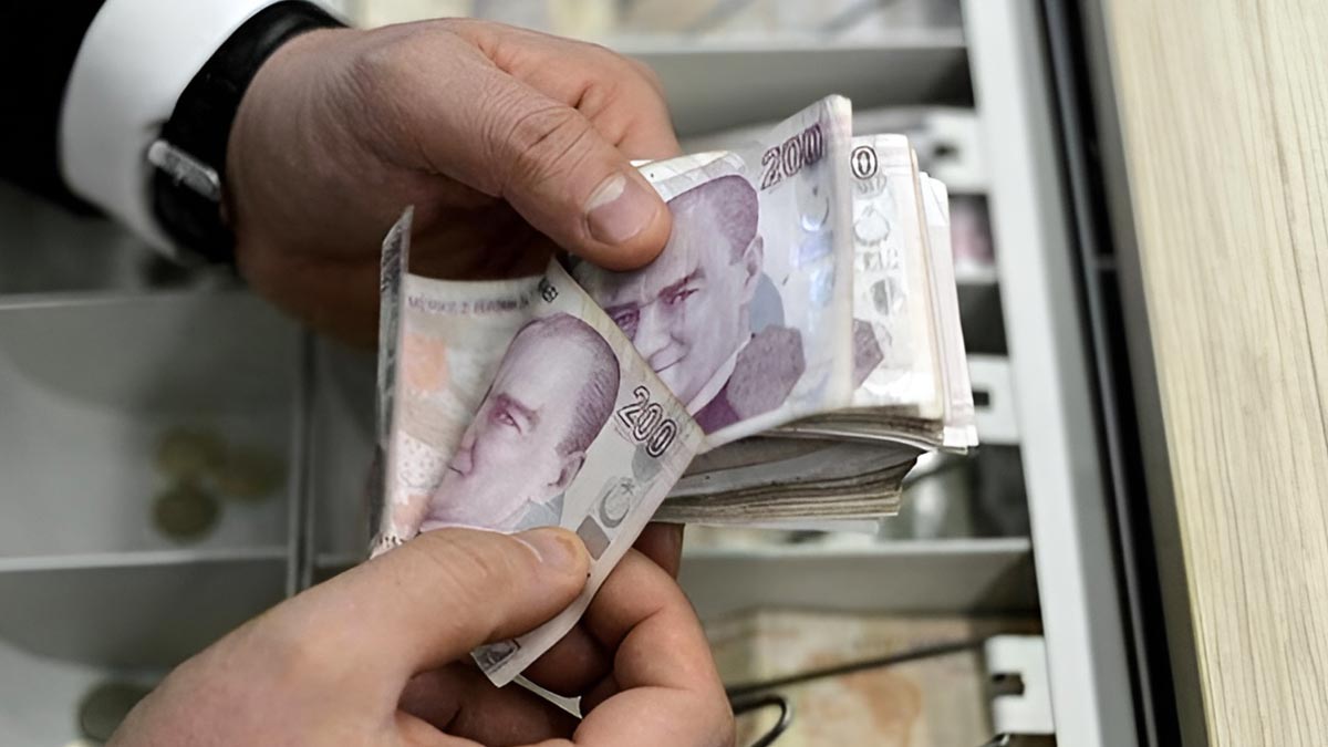 Maaş promosyonunda rekoru o banka kırdı! 41 bin 350 TL promosyon ödemesi hesaplara yatmaya başladı