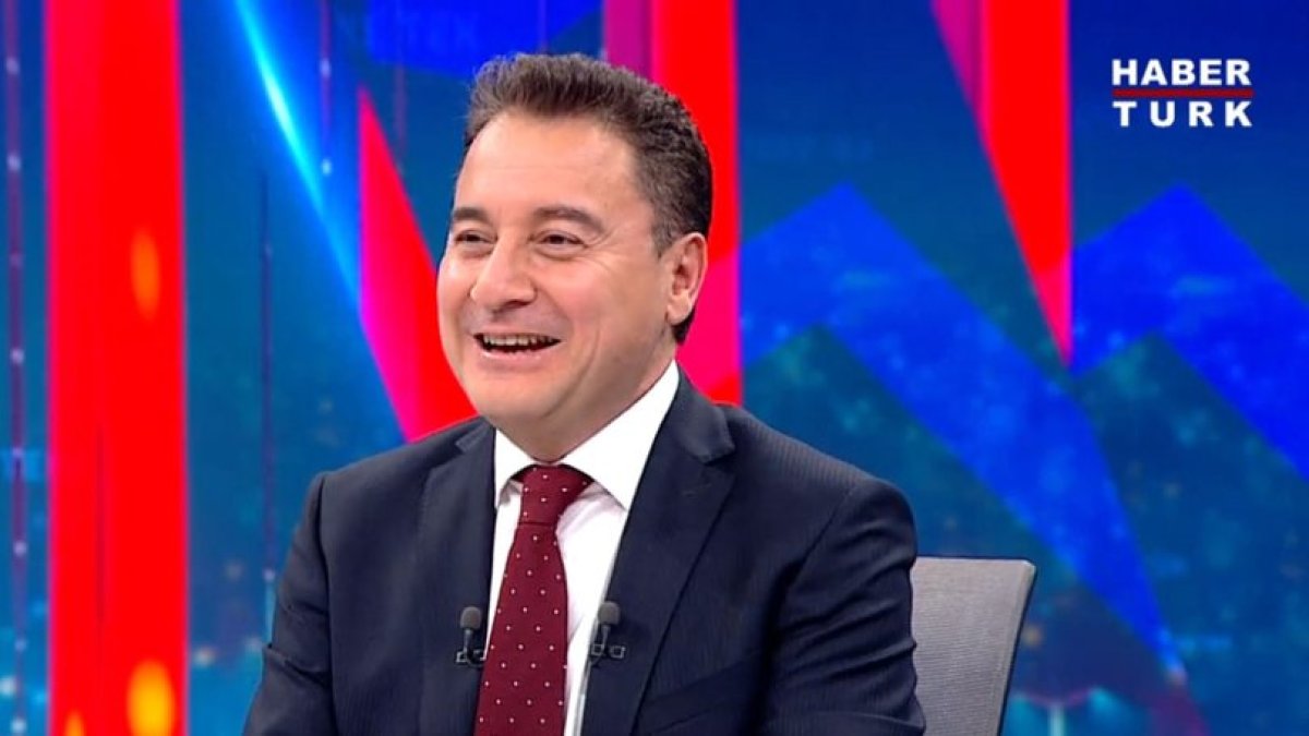 Babacan: Hükümetin vaatlerinin hepsi bizden kopya