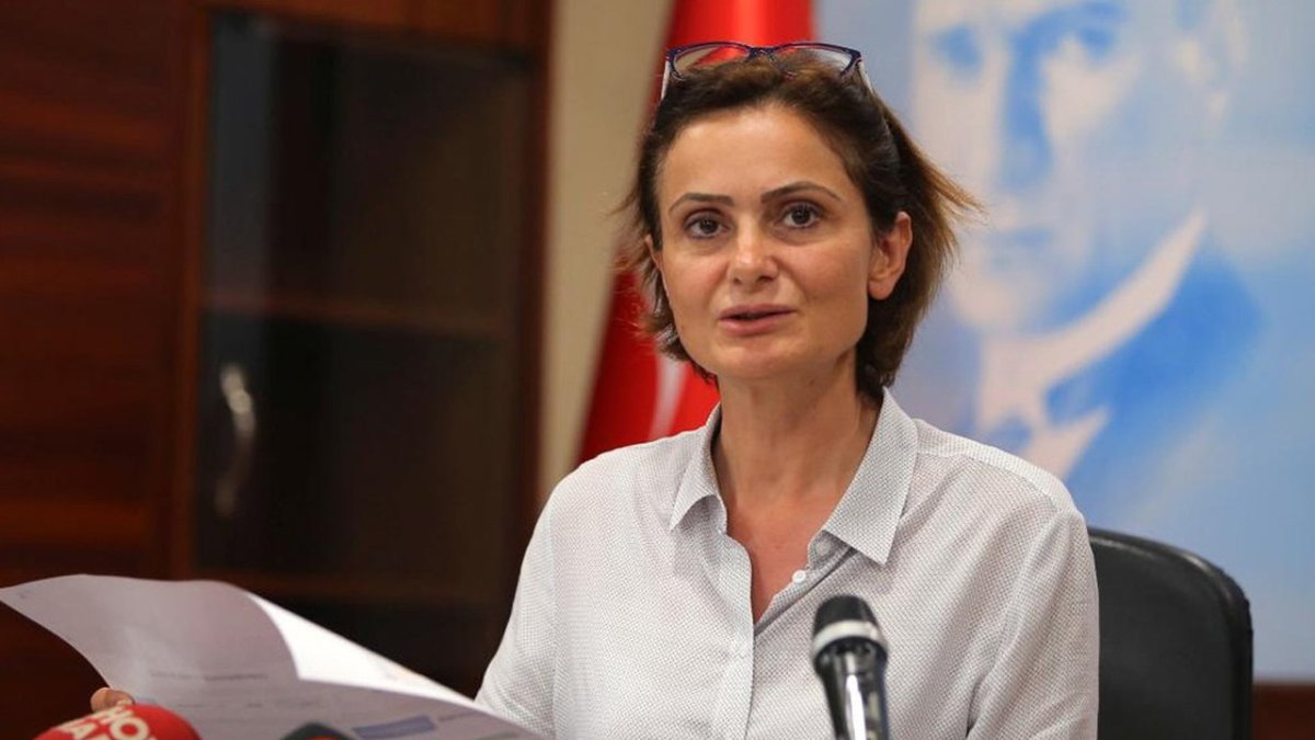 CHP'ye yine sahte broşür kumpası