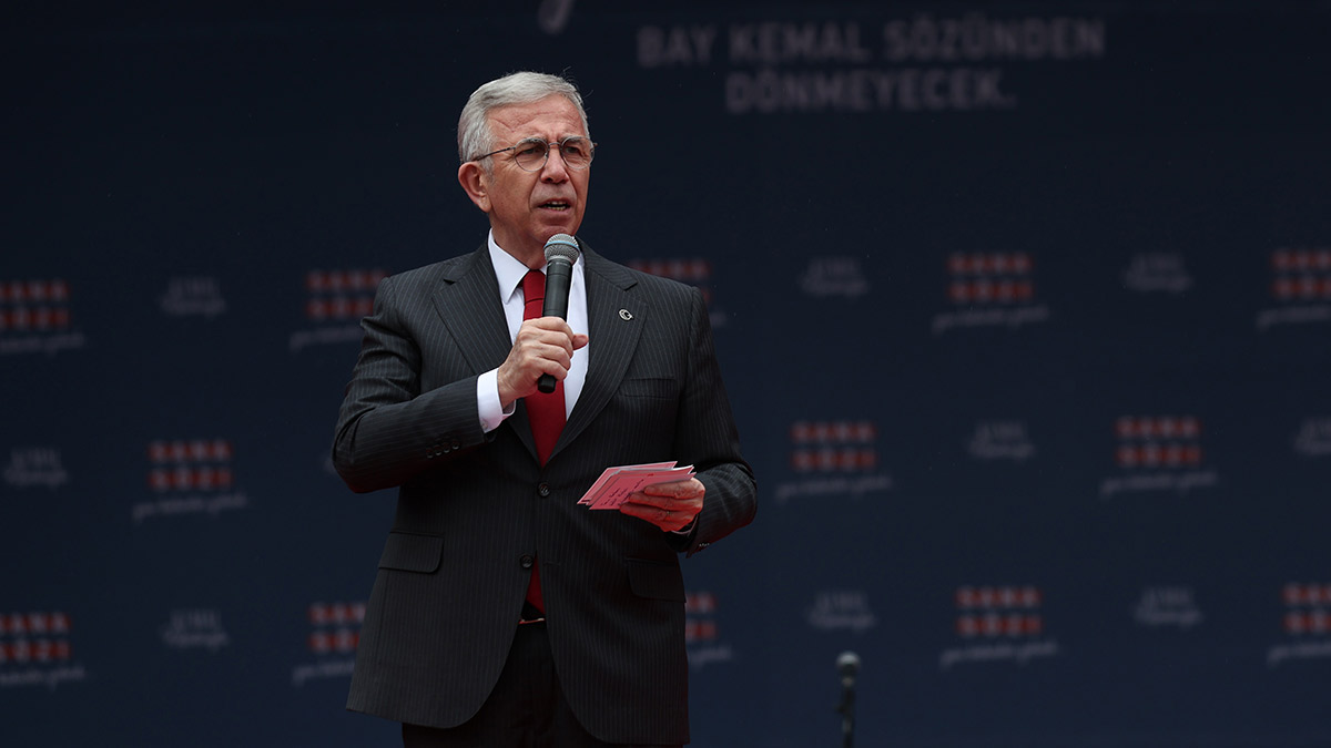 Mansur Yavaş'tan suç duyurusunda bulunan HÜDA PAR'a yanıt: Omzumdaki şeref madalyasıdır