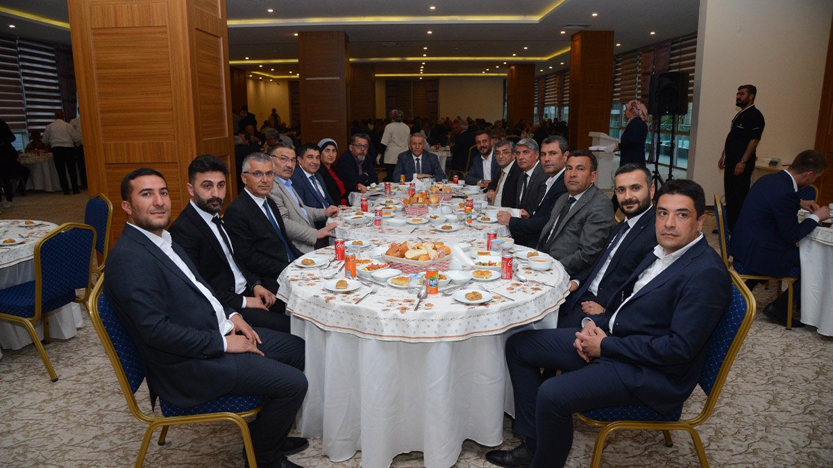 Belediye Başkan Vekili Aysel Uzun, muhtarlar buluşmasına katıldı