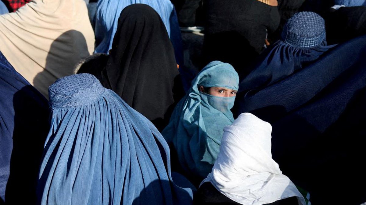 Taliban'dan BM'ye 'sizi ilgilendirmez' cevabı: Kadına zulmetmek iç meseleleriymiş