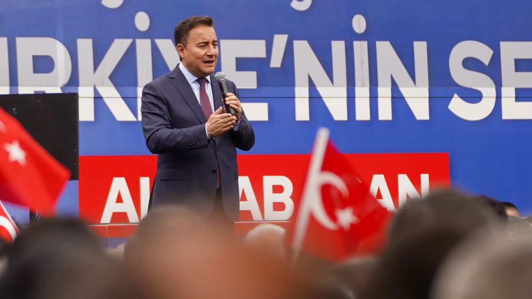 Ali Babacan: Çok yakında tatile gitmek, ev ve araba almak hayal olmaktan çıkacak