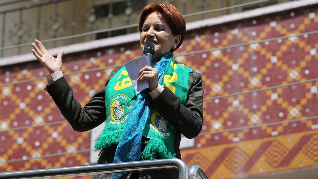 Akşener'den Bozdağ'a 'şampanya' yanıtı: Benim bulunduğum yerde kadeh kalkmaz