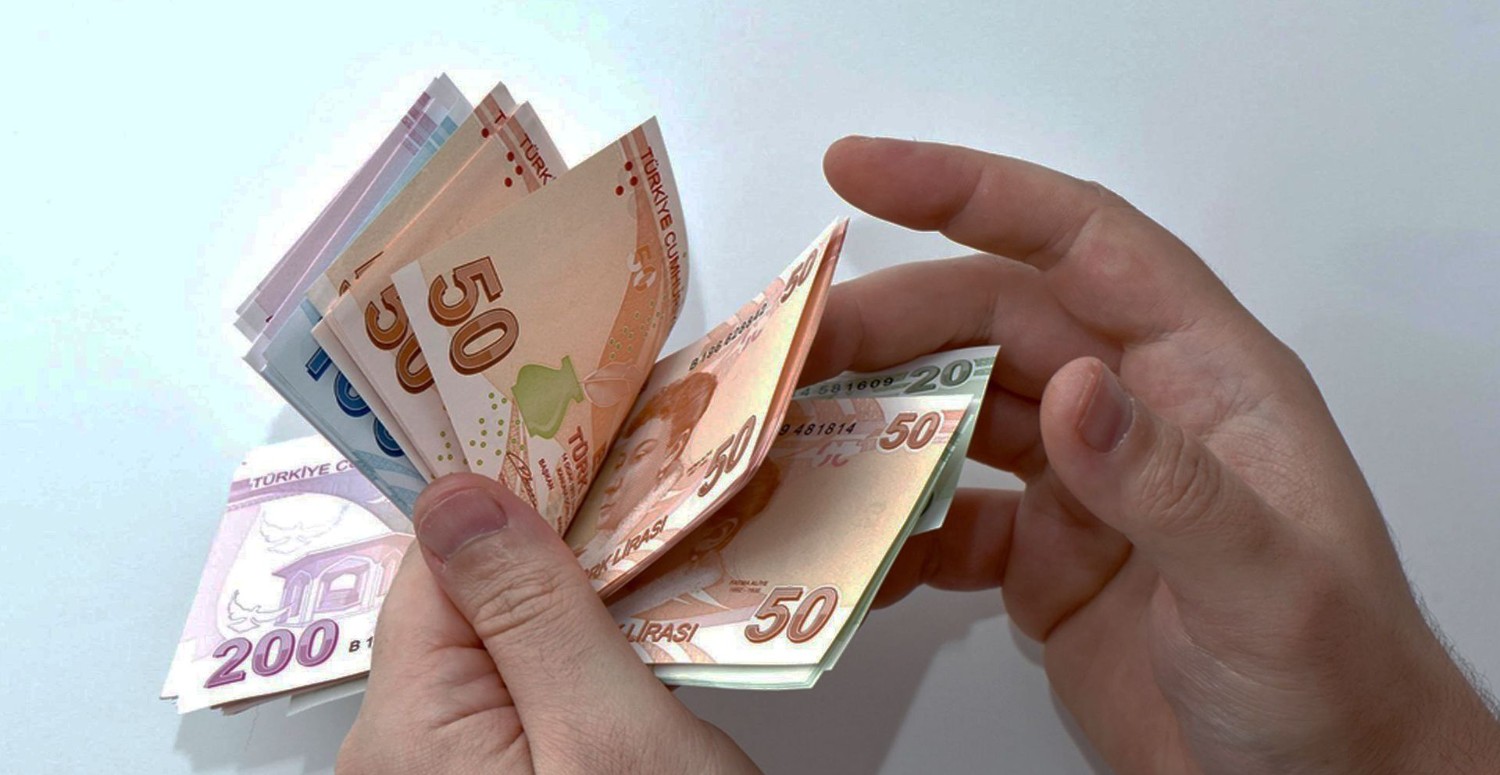 Büyükşehirlerde yaşayan memurlara müjde! Lojman ve kira desteği duyuruldu: Bayram ettiren haber!