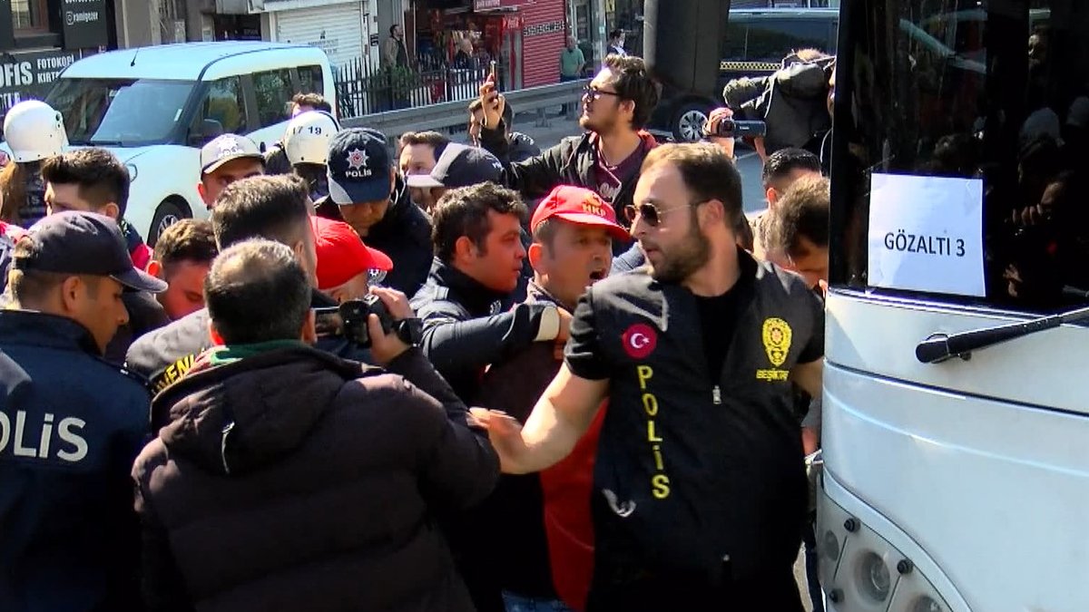 Taksim'de 1 Mayıs kutlamalarına engel: 35 kişiye gözaltı