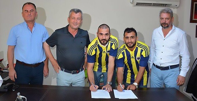 2005-06 Süper Lig gol kralı Gökhan Ünal Menemenspor'da