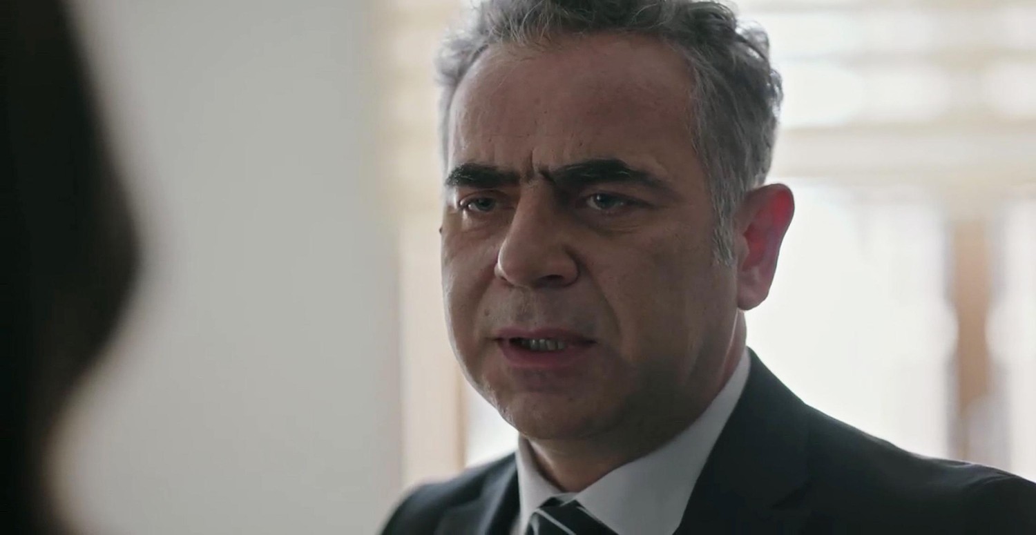 Ünlü oyuncu Yurdaer Okur'un eşi ünlü çıktı! Bu çift kimsenin aklına gelmemişti: Tam 12 yıl olmuş... 