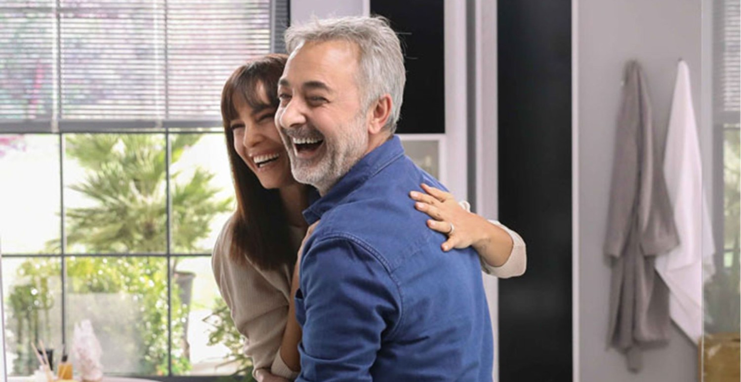 Arzum Onan eşi Mehmet Aslantuğ için ilk kez konuştu! Seçime 15 gün kalmışken... Demediğini bırakmadı!