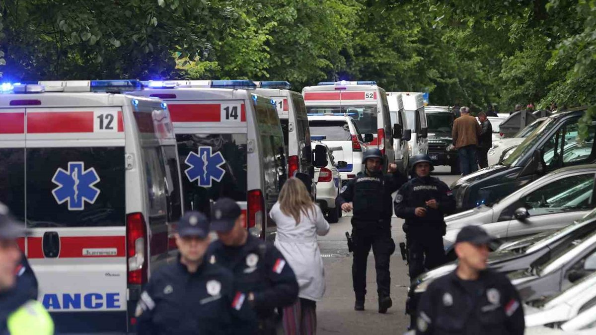 Sırbistan'da ilkokulda silahlı saldırı: 9 ölü