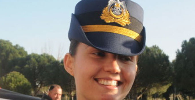 İstanbul'da F-16'yı kullanan cuntacı Savaş pilotu Kerime Kumaş tutuklandı