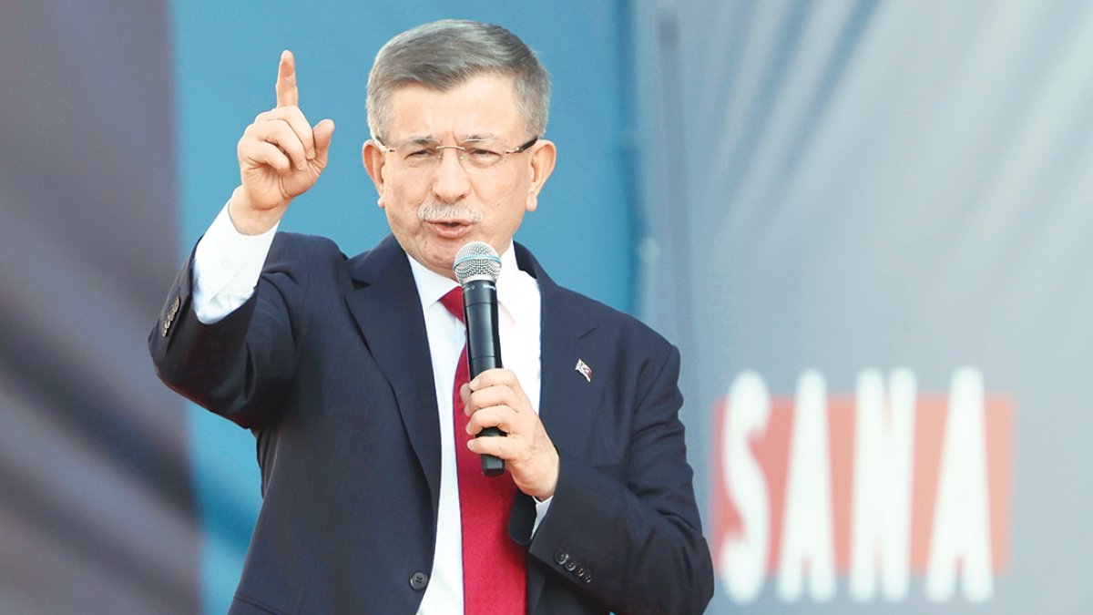 Bürokrat 15 Mayıs'ı düşünsün