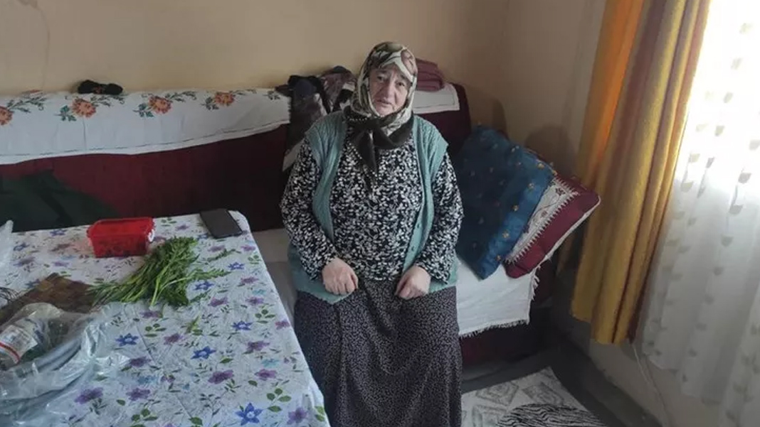 Hırsızlar yaşlı kadının evine girdi: Çalacak bir şey bulamayınca…