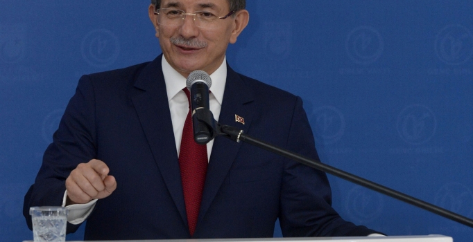 Davutoğlu: Hızımız kesilmedi,
bu kervan yürür