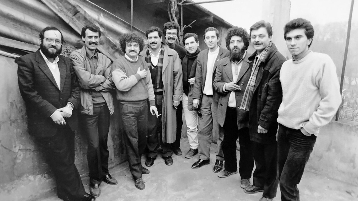 İmzasız bir yazı yayınlanır bir gün Babıali’de