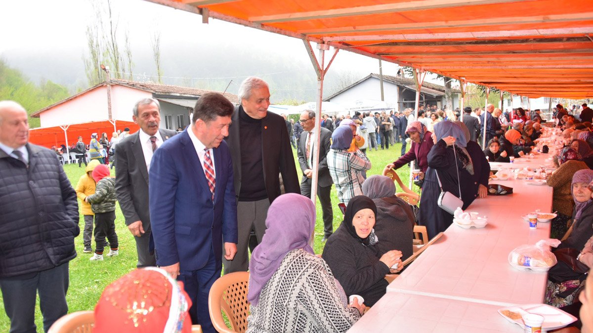 Bozüyük Aksutekke Köyü'nde geleneksel Hıdırellez Şenliği yapıldı
