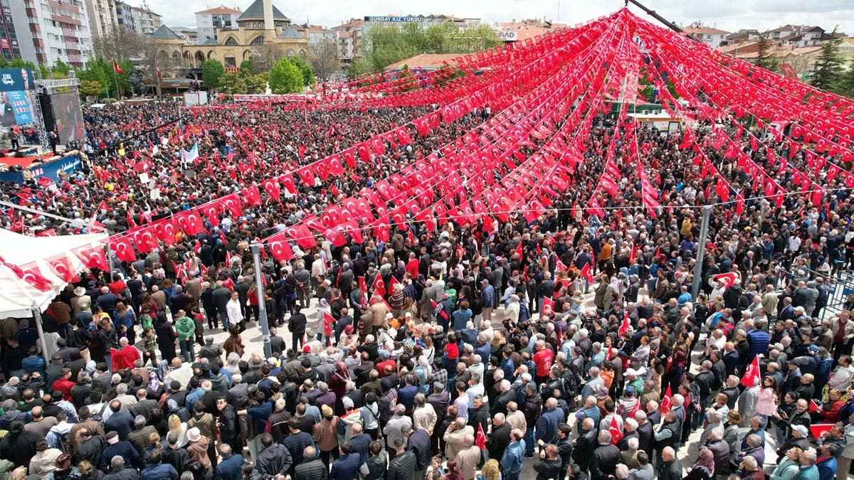Başkan Ekicioğlu: Kırşehir'i nasıl ayağa kaldırdıysak Türkiye'yi de ayağa kaldıracağız