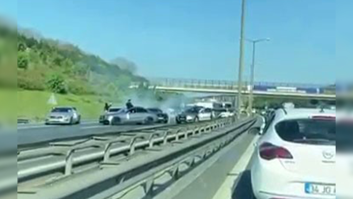 Magandalar yine iş başında! Bu sefer de otoyolu kapattılar...