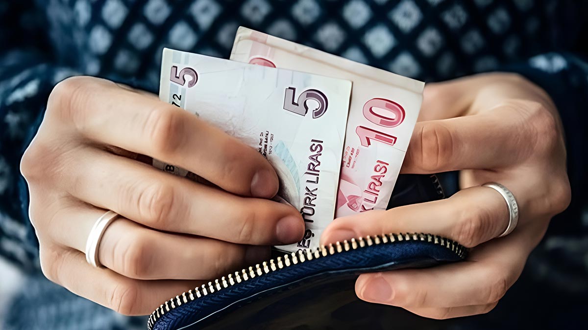 SGK, BAĞ-KUR- Emekli Sandığı emeklilerine ödemeler başladı! Bankalar resmen duyurdu, hesaplara yatmaya başladı