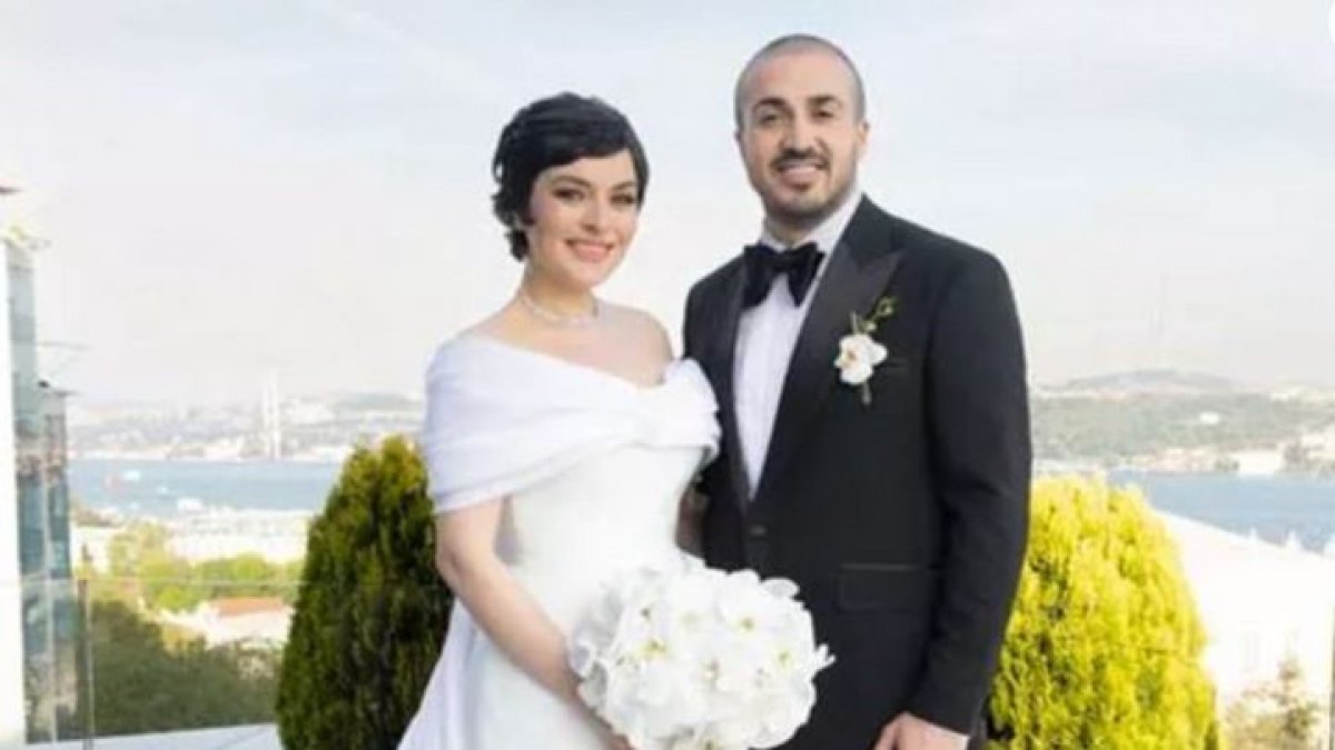 Ezgi Mola ve Mustafa Aksakallı evlendi