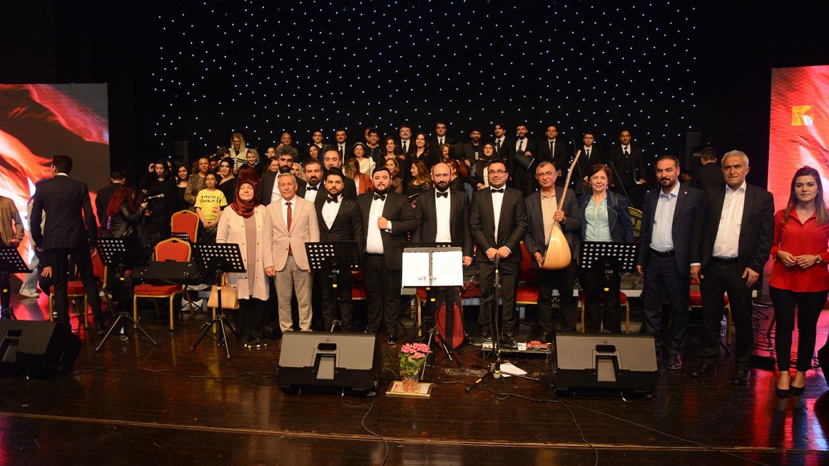 Yeşilçam Film Müzikleri Konseri muhteşem bir katılımla gerçekleştirildi