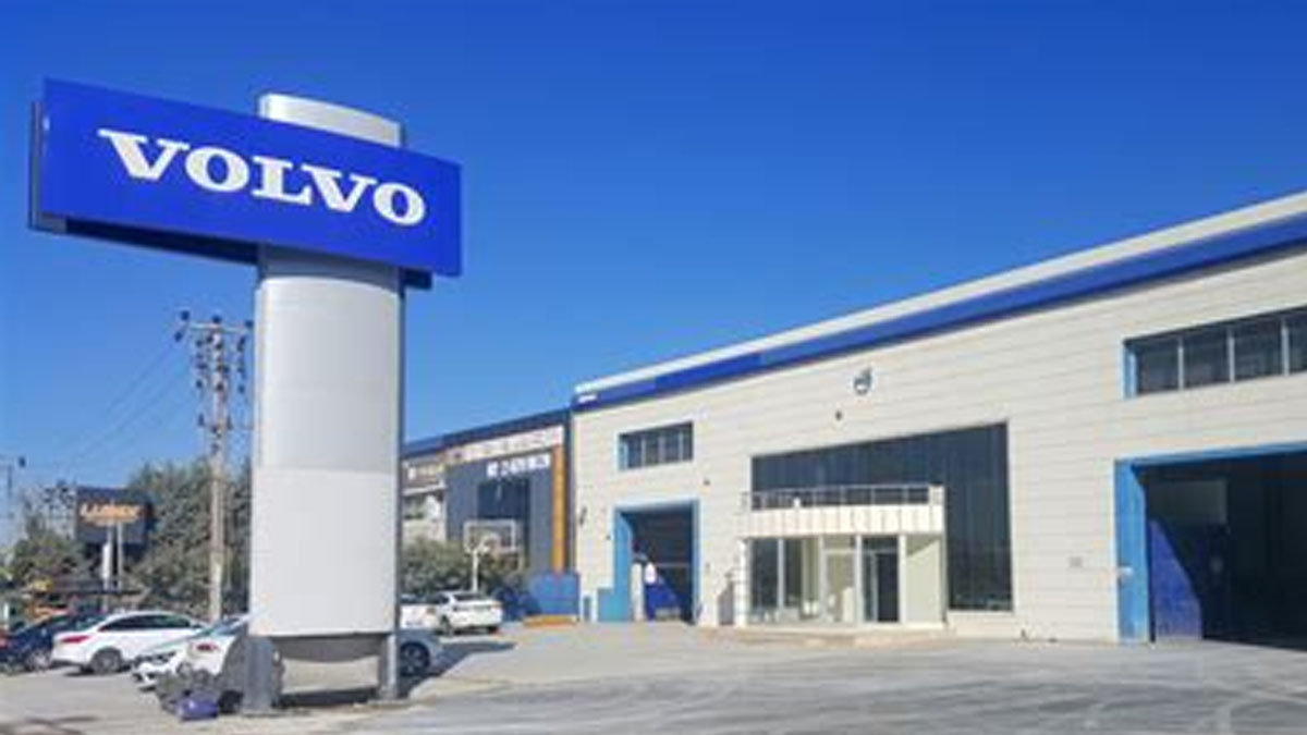 Volvo fiyat listesinde dev yenilik! Sıfır araba alacakların dikkatine: Mayıs ayı fiyat listesini paylaştı