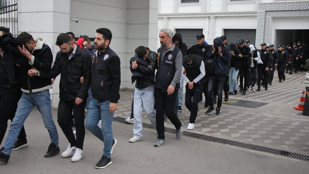 Sahte konteyner dolandırıcılığında 24 gözaltı: Depremzedelerden 250 bin lira kapora almışlar