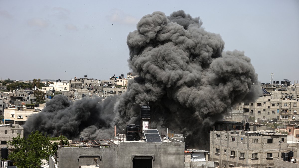 Gazze’deki saldırılar dördüncü gününde: Ateşkes görüşmeleri sürüyor