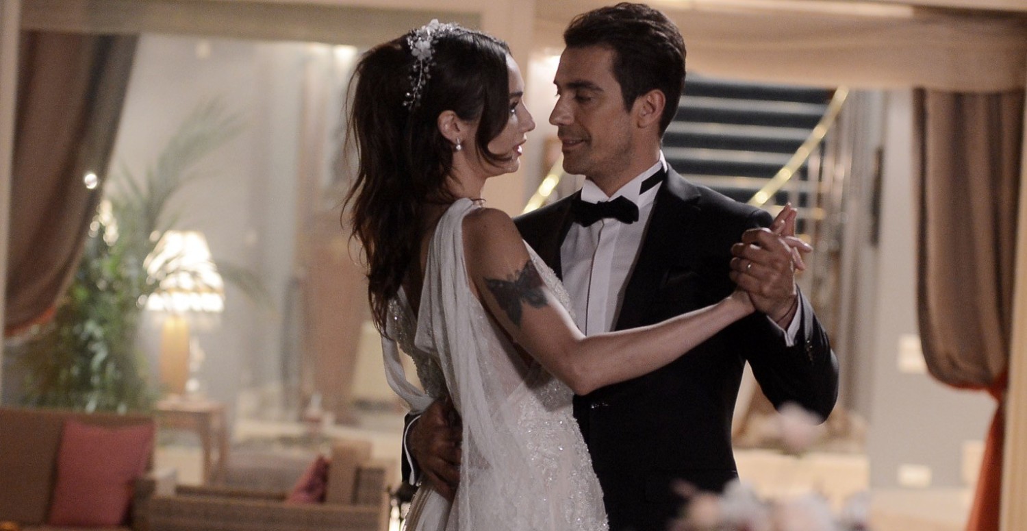 Ünlü oyuncu İbrahim Çelikkol'un yeni aşkı ortaya çıktı! 5 yıllık evliliğini bir çırpıda bitirmişti